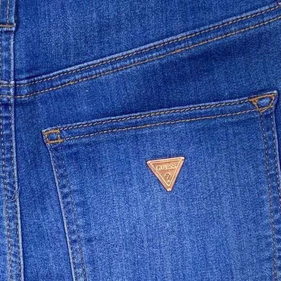 Guess Los Angeles High Rise Cuffed Shorts - Picture 4 of 6